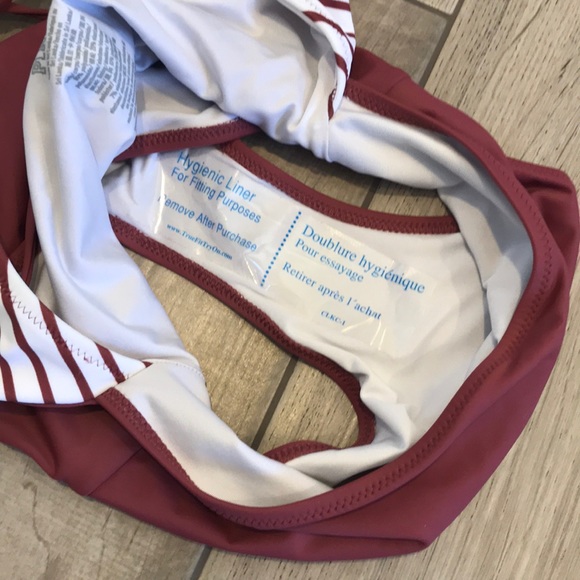 Victoria’s Secret Rust/White One Piece Swimsuit - Picture 7 of 8